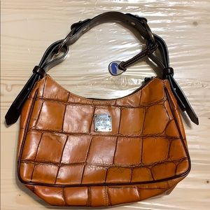 Dooney and Bourke medium purse